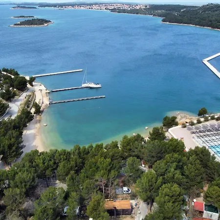 Apartamento With Parking Space Drage, Biograd - 25310 Pakoštane