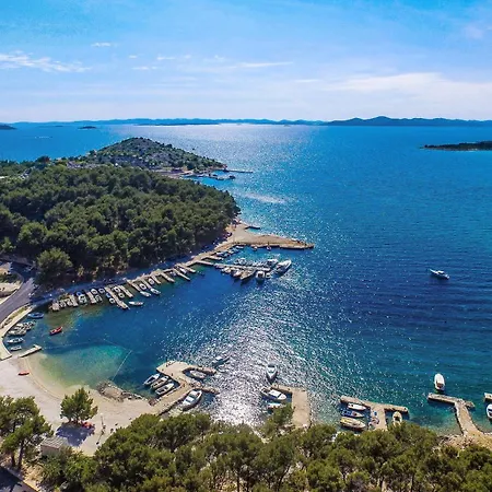 With Parking Space Drage, Biograd - 25310 *